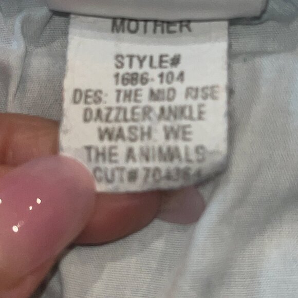 MOTHER THE MID RISE DAZZLER ANKLE JEANS IN WE THE ANIMALS WASH -EUC - W32 x L27 - Picture 13 of 14